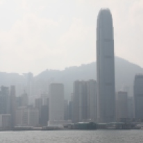Vom Ufer der Blick auf Hongkong Island, Hongkongs Geschäftszentrum